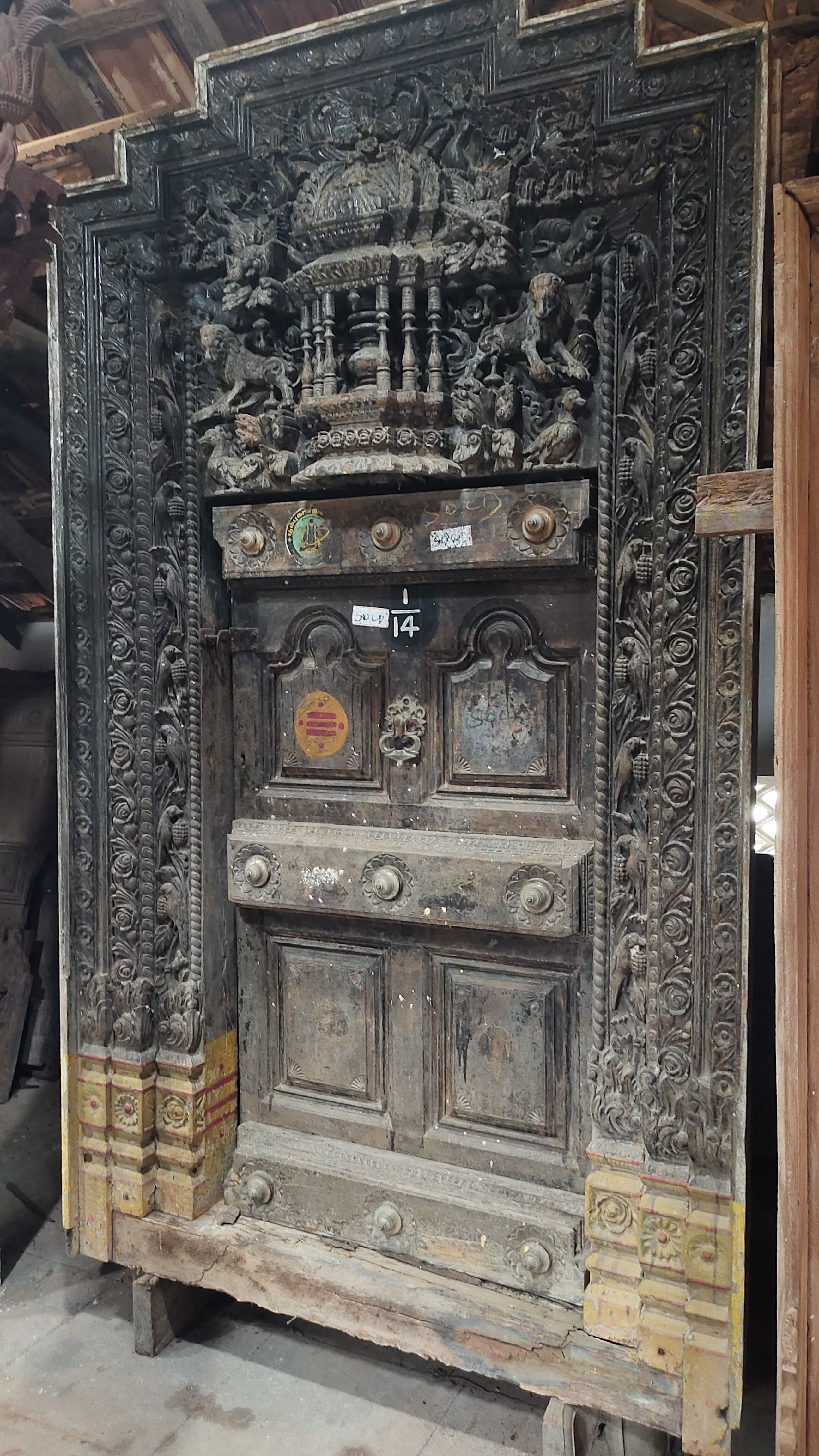 wooden_door